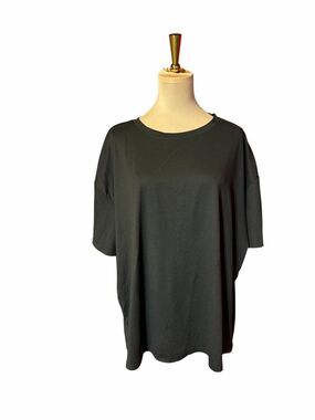 Everyday Relaxed Black Crewneck Tee for Women